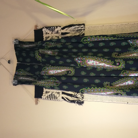 Paisley Maxi Dress - Picture 2 of 8